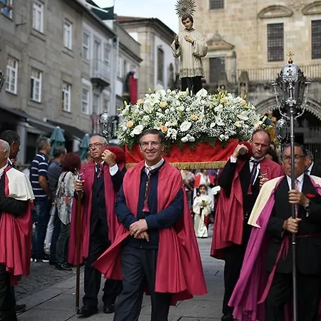Liberdade Royal Esquerdo * Брага